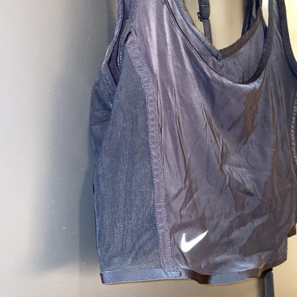 Black Nike layered sports bra - Picture 3 of 4